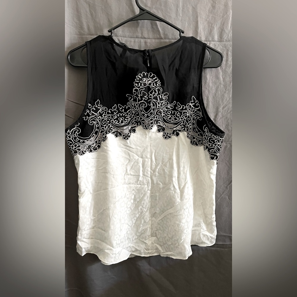 Brand: WHITE HOUSE BLACK MARKET. Blouse:size 8